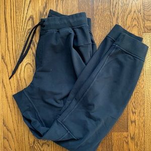Lululemon men’s joggers